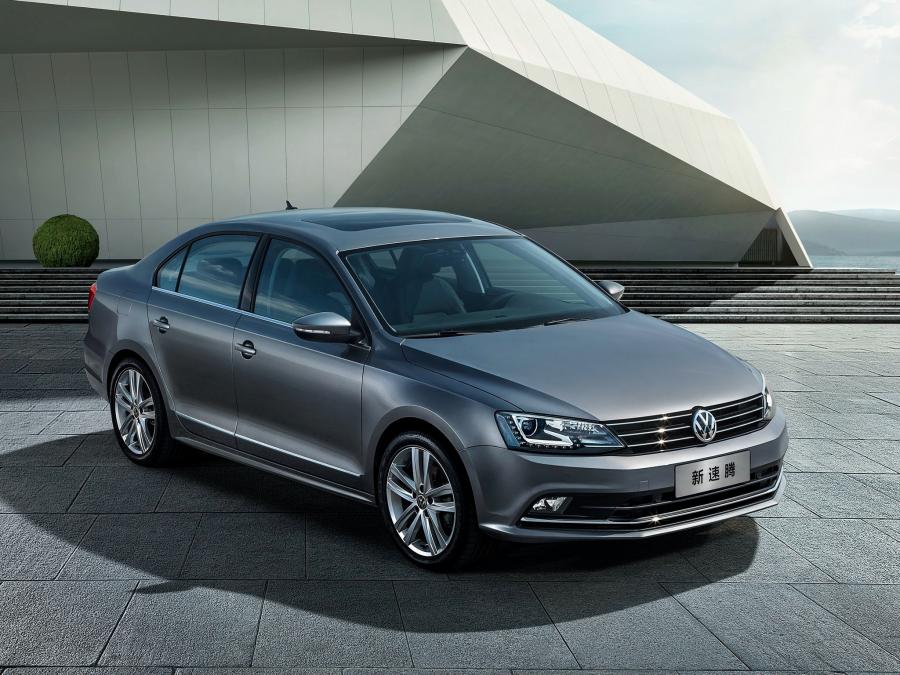  Volkswagen Sagitar 2015 года  (фото 4 из 17)